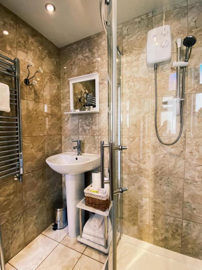 Parker House Beach & Golf Portrush Bagian luar foto